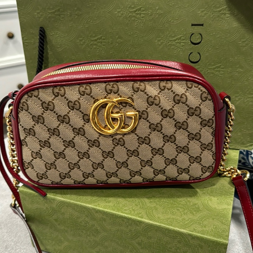 Gucci Shoulder Bag